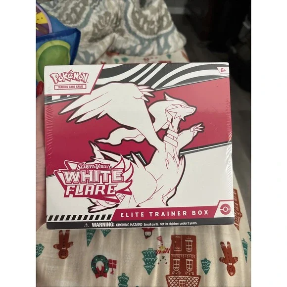 Pokemon TCG: White Flare Elite Trainer Box - SV: White Flare - Picture 1 of 4